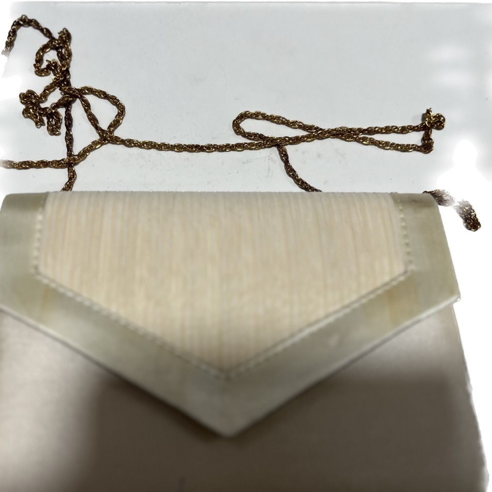 Carla Marchi cereal satin clutch with long gold chain (PB1) - Picture 5 of 7
